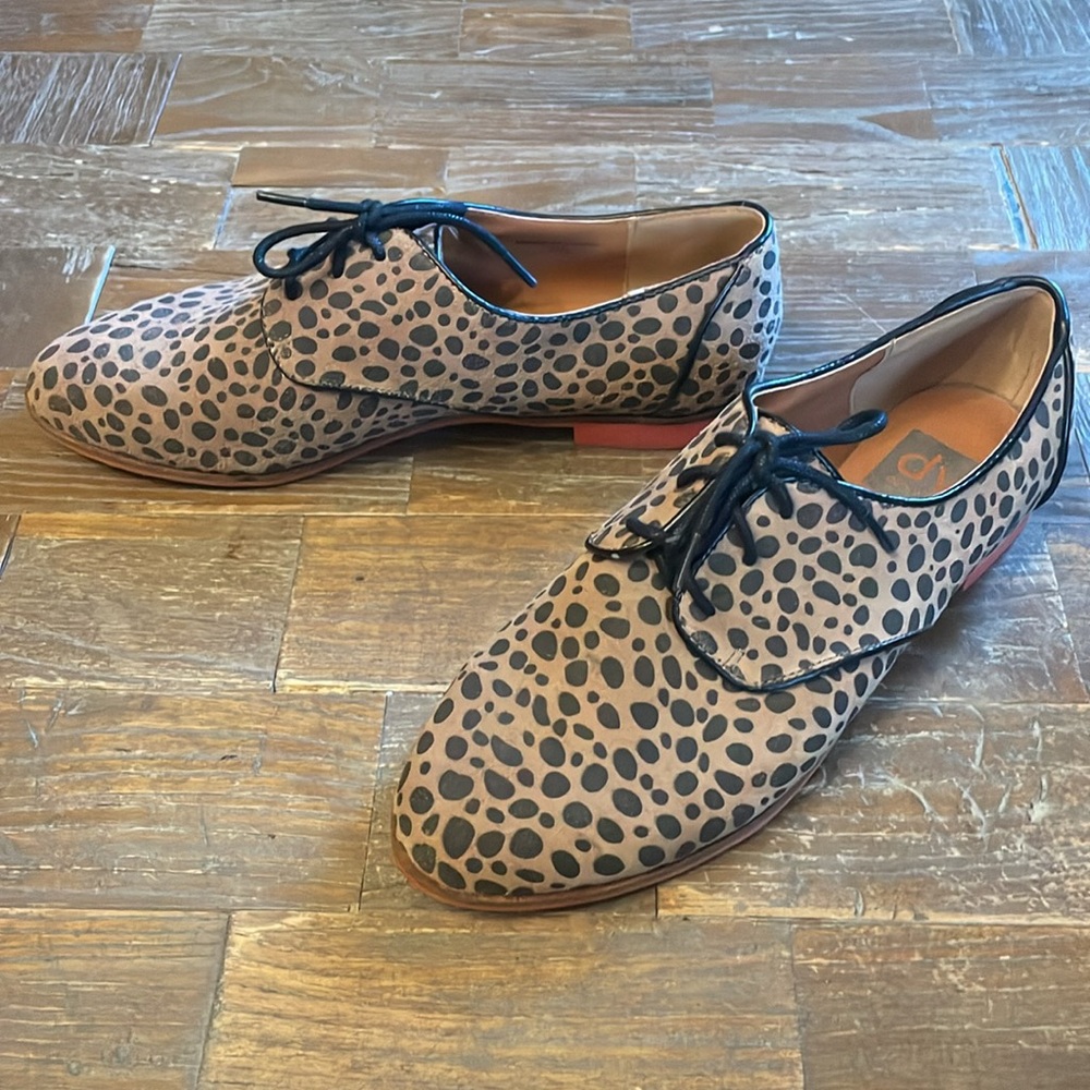 Dolce Vita Cheetah Print Suede Oxford Loafers🖤 - Picture 3 of 13